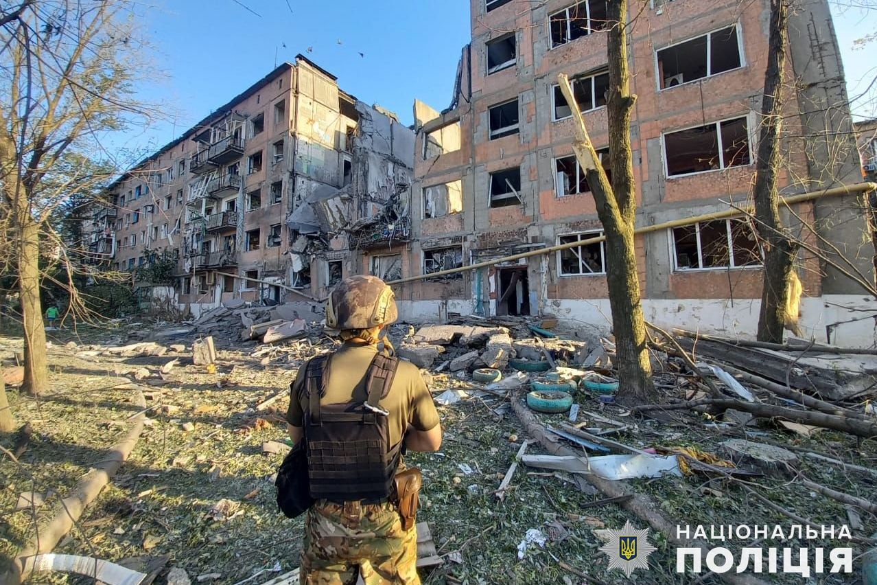 Последствия обстрелов в Донецкой области. Фото: Нацполиция