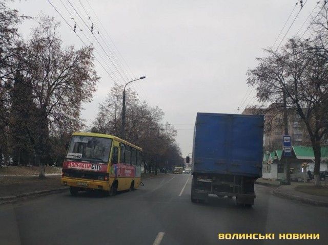 Ніхто з пасажирів не постраждав.