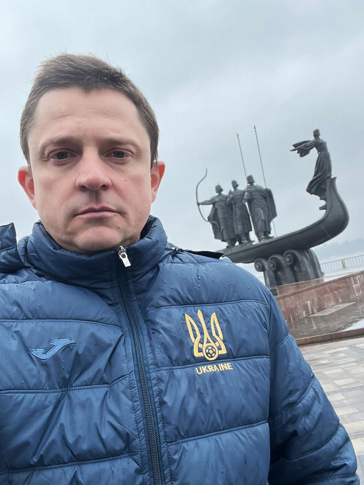 Олесь Довгий: наша сім'я взяла під опіку пам'ятник засновникам Києва