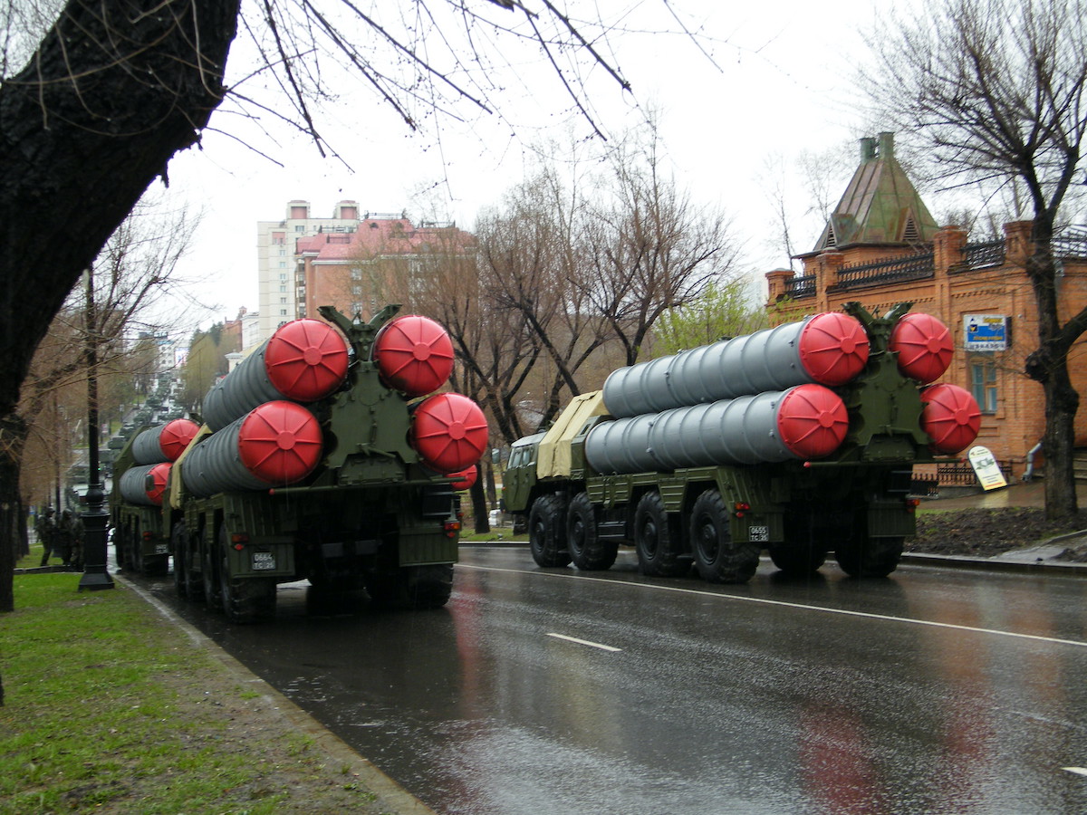 Російські війська евакуюють системи ППО вглиб окупованих територій або до РФ. Фото: wikimedia.org