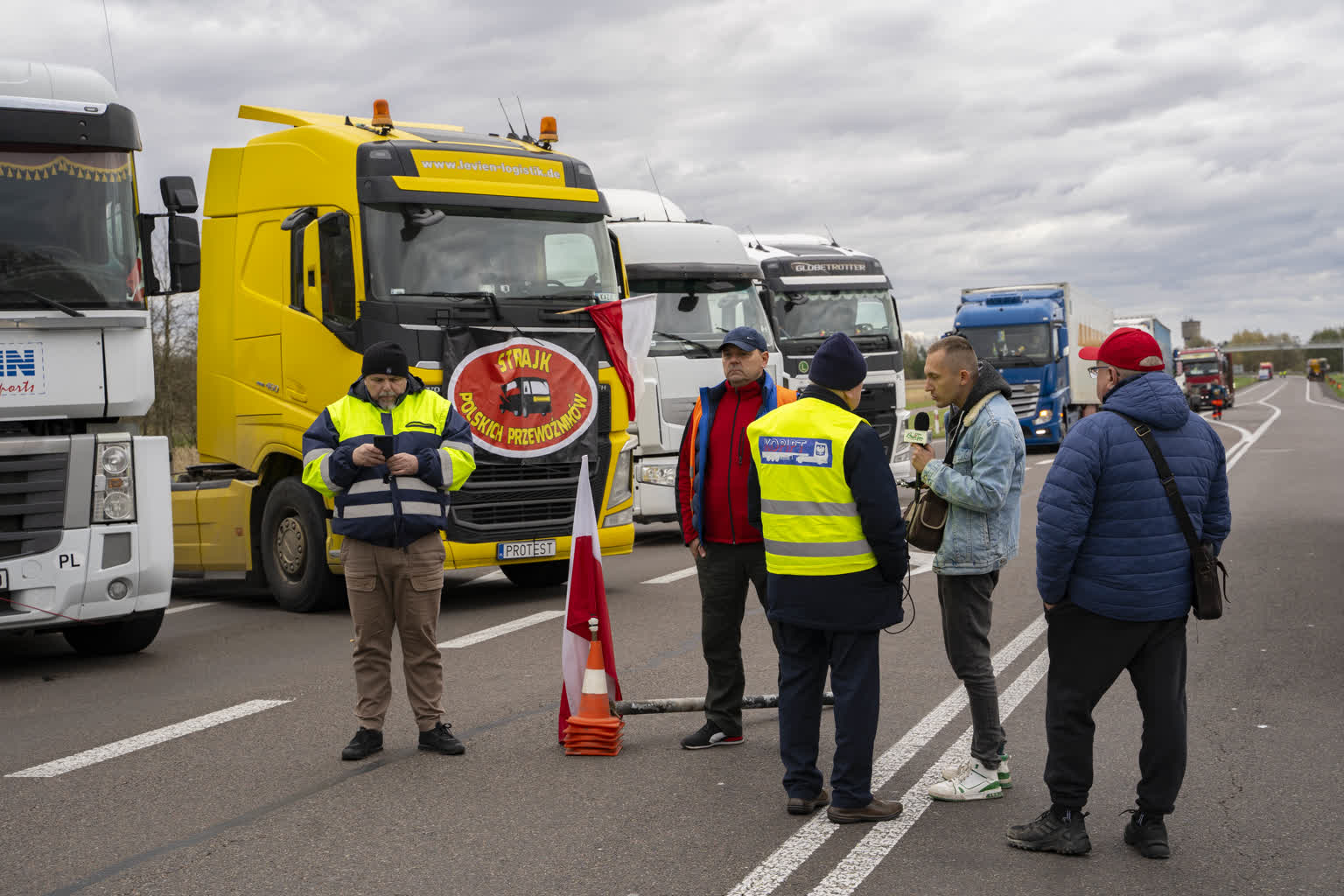 Блокада польськими перевізниками кордону з Україною. Фото: Polskie Radio Lublin.
