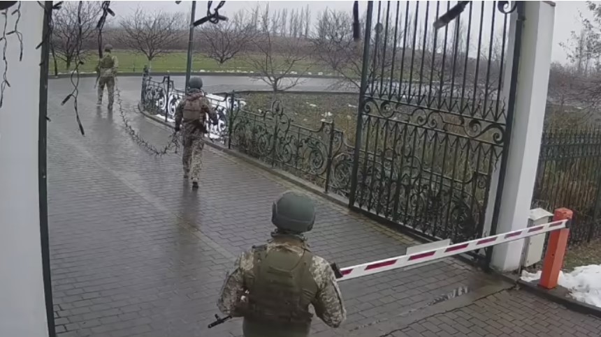 Комплекс, куди приходили з ТЦК, заявив про побиття та викрадення людей. Фото: Скриншот.