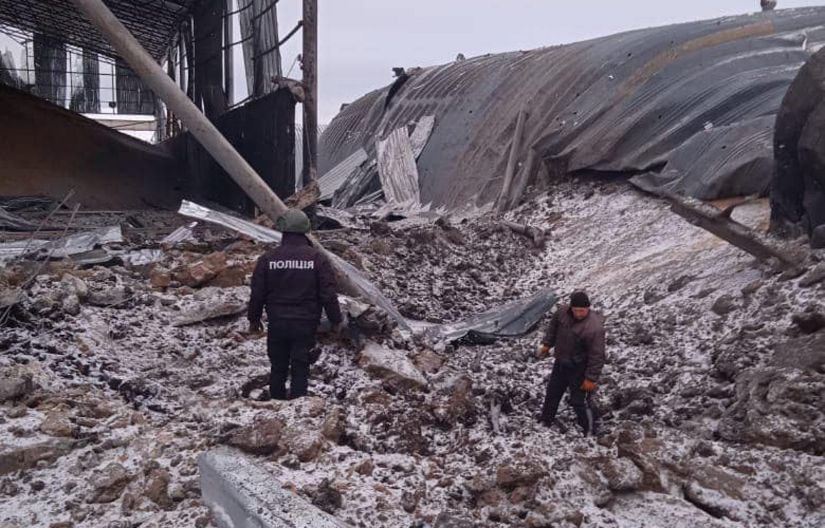 Зруйноване зерносховище. Фото опублікував Сергій Болвінов.