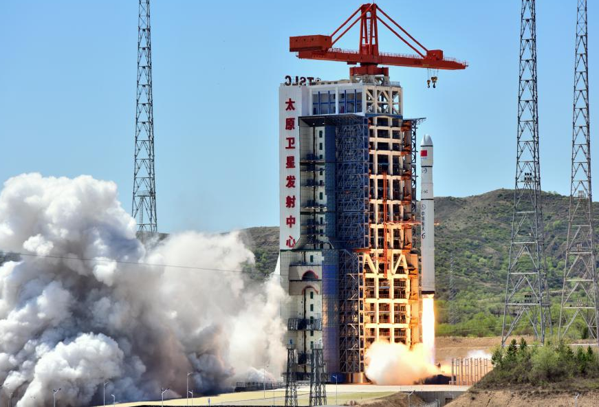 A Long March-6C carrier rocket carrying four satellites blasts off from the Taiyuan Satellite Launch Center in north China's Shanxi Province. Photo by Zheng Bin/Xinhua.