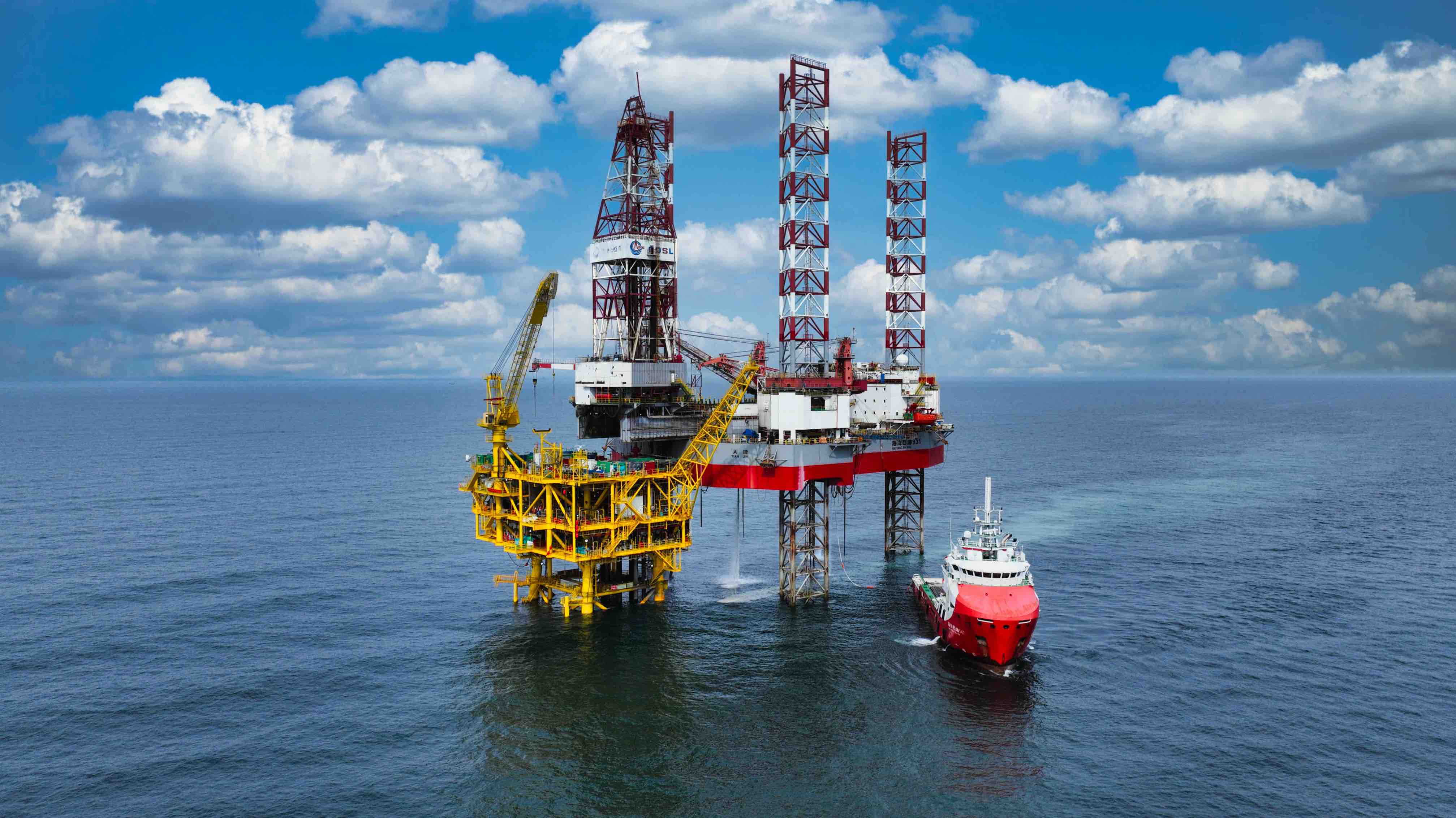 China's green-designed offshore oilfield cluster starts operation. Photo by Xinhua.