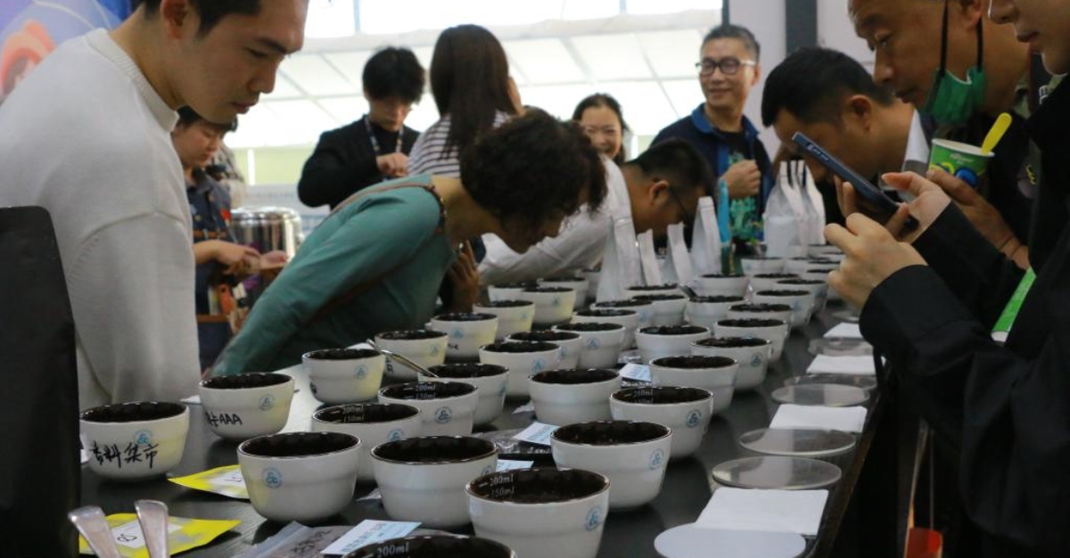 China is now the world leader in coffee shops. Photo by  Xinhua.