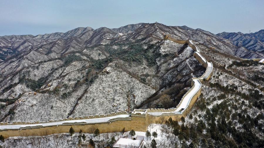 The snow covered Badaling Great Wall in Beijing, capital of China. Photo by Liu Yu/Xinhua.