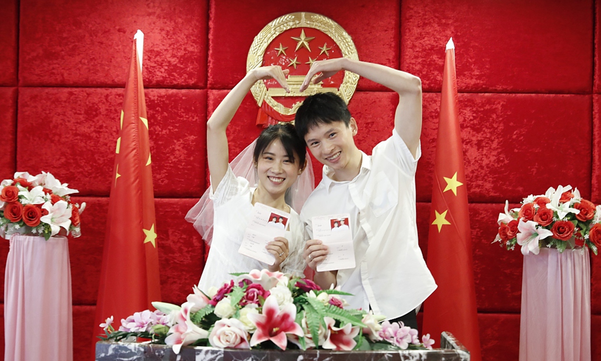 Marriage registration in China. Photo by Xinhua.