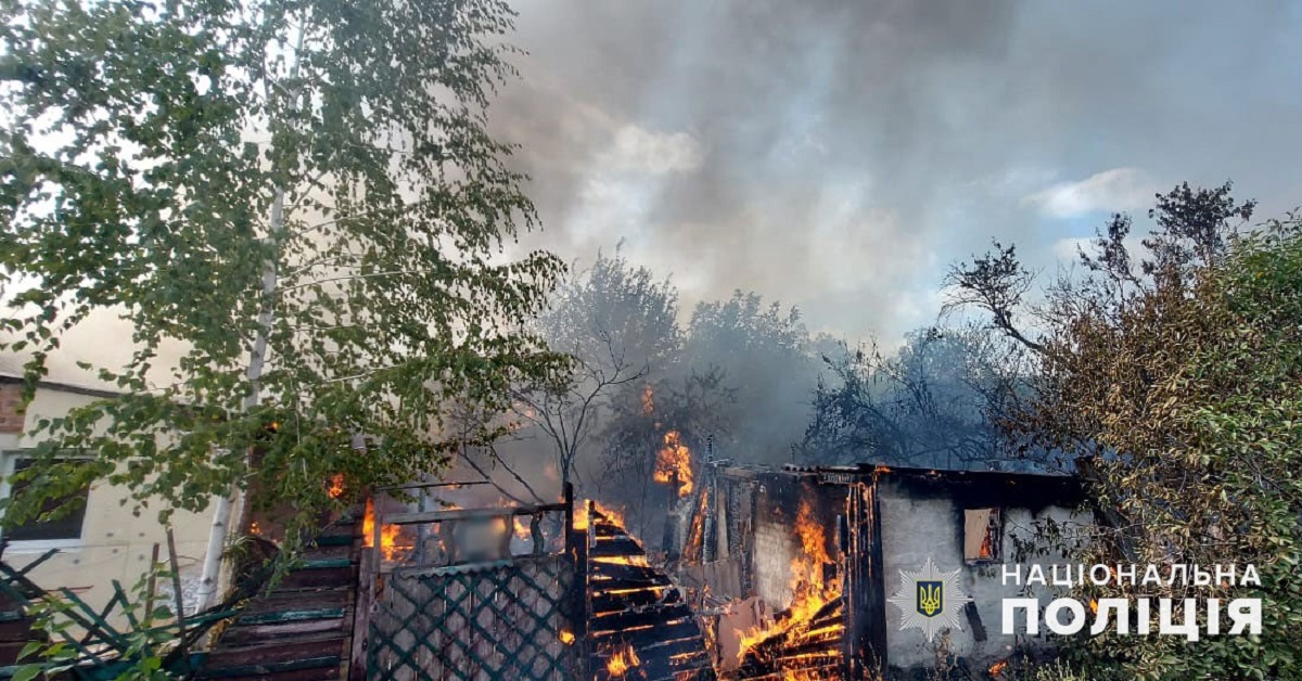 Наслідки обстрілів у Донецькій області. Фото: Нацполіція