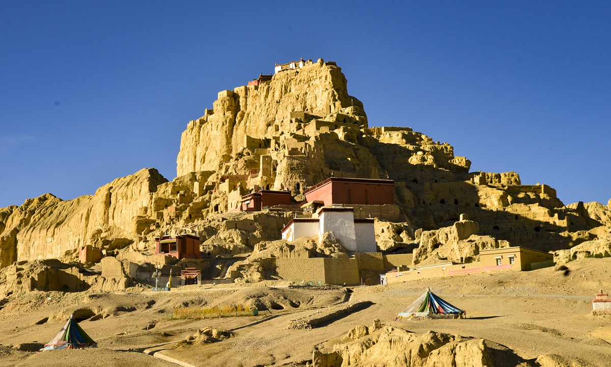 China's Xizang Autonomous Region. Photo by Xinhua.