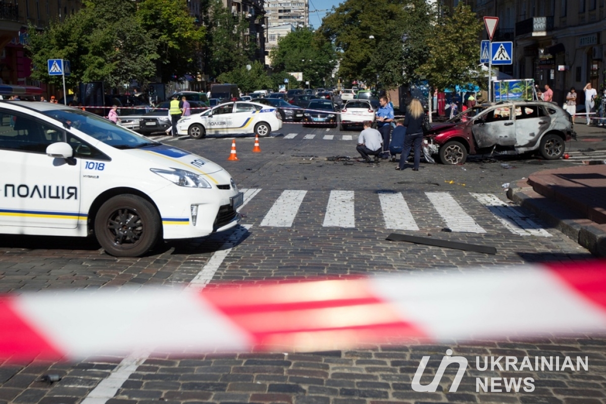 Авто, в котором был Шеремет, после взрыва.