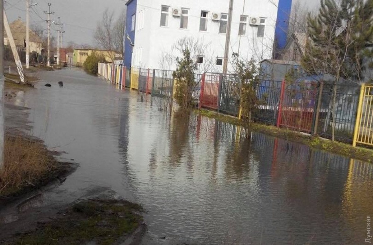 Ожидается дальнейшее повышение уровней воды с достижением опасной отметки 185 см над нулем поста. Фото: Думская