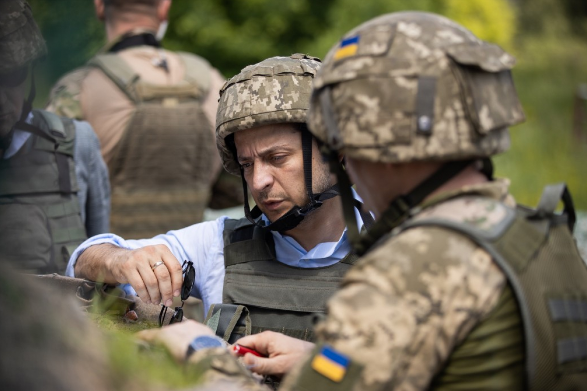 Президент Володимир Зеленський на передовій. Фото: president.gov.ua