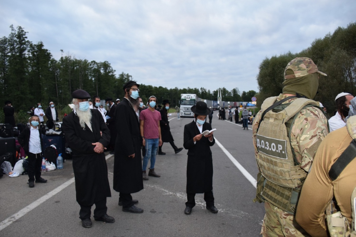 Хасиды на границе. Фото: пресс-служба ГПСУ
