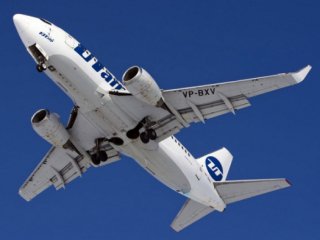 Інцидент стався на борту UTair.